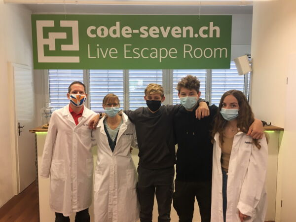 Die Gruppe Motschfamily hat den Live Escape Room erfolgreich geschafft