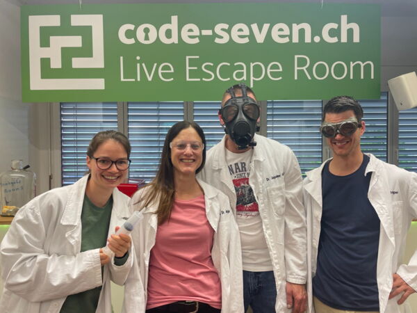 Die Gruppe Kindsköpfe hat den Live Escape Room erfolgreich geschafft