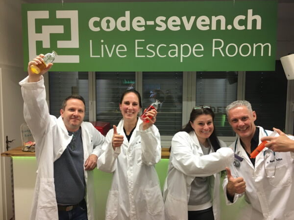 Die Gruppe Notruf 117 hat den Live Escape Room erfolgreich geschafft