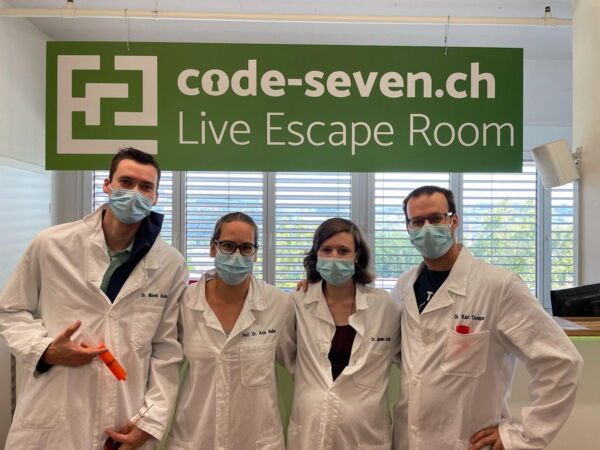 Die Gruppe Die 4 1/2 Labormäuse hat den Live Escape Room erfolgreich geschafft