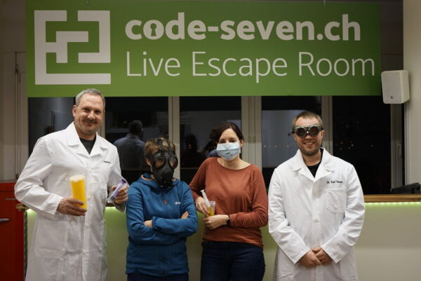 Die Gruppe Schwaflis hat den Live Escape Room erfolgreich geschafft
