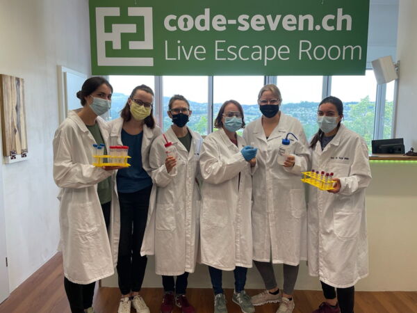 Die Gruppe z'spoti Wiiber hat den Live Escape Room erfolgreich geschafft