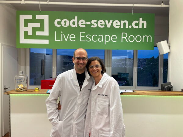 Die Gruppe Friday Evening hat den Live Escape Room erfolgreich geschafft