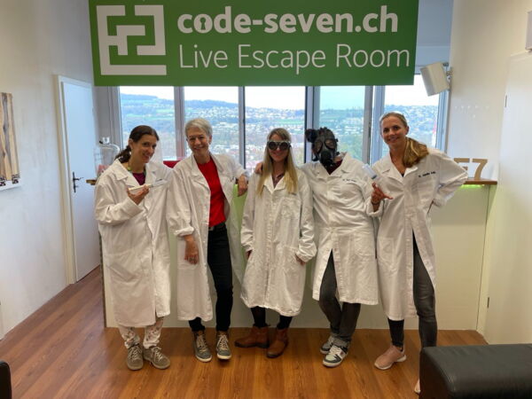Die Gruppe Balancierende Aktive hat den Live Escape Room erfolgreich geschafft