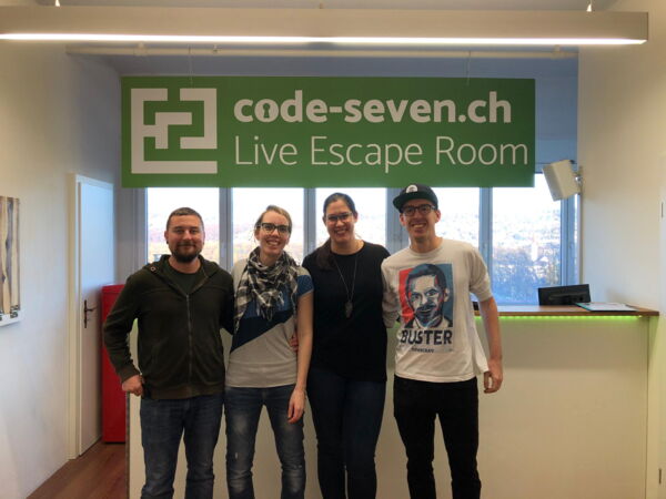 Die Gruppe NoName hat den Live Escape Room erfolgreich geschafft