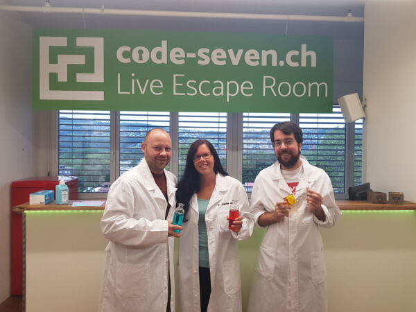 Die Gruppe Border Control hat den Live Escape Room erfolgreich geschafft