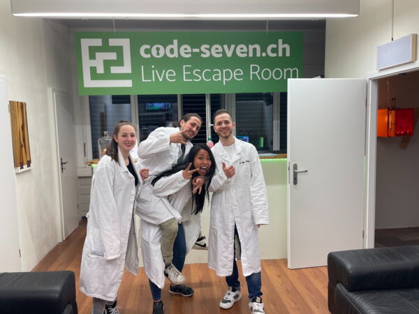 Die Gruppe Normals hat den Live Escape Room nicht geschafft