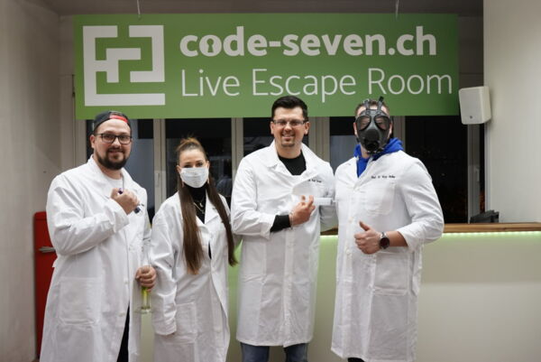 Die Gruppe Jack and Rose hat den Live Escape Room erfolgreich geschafft